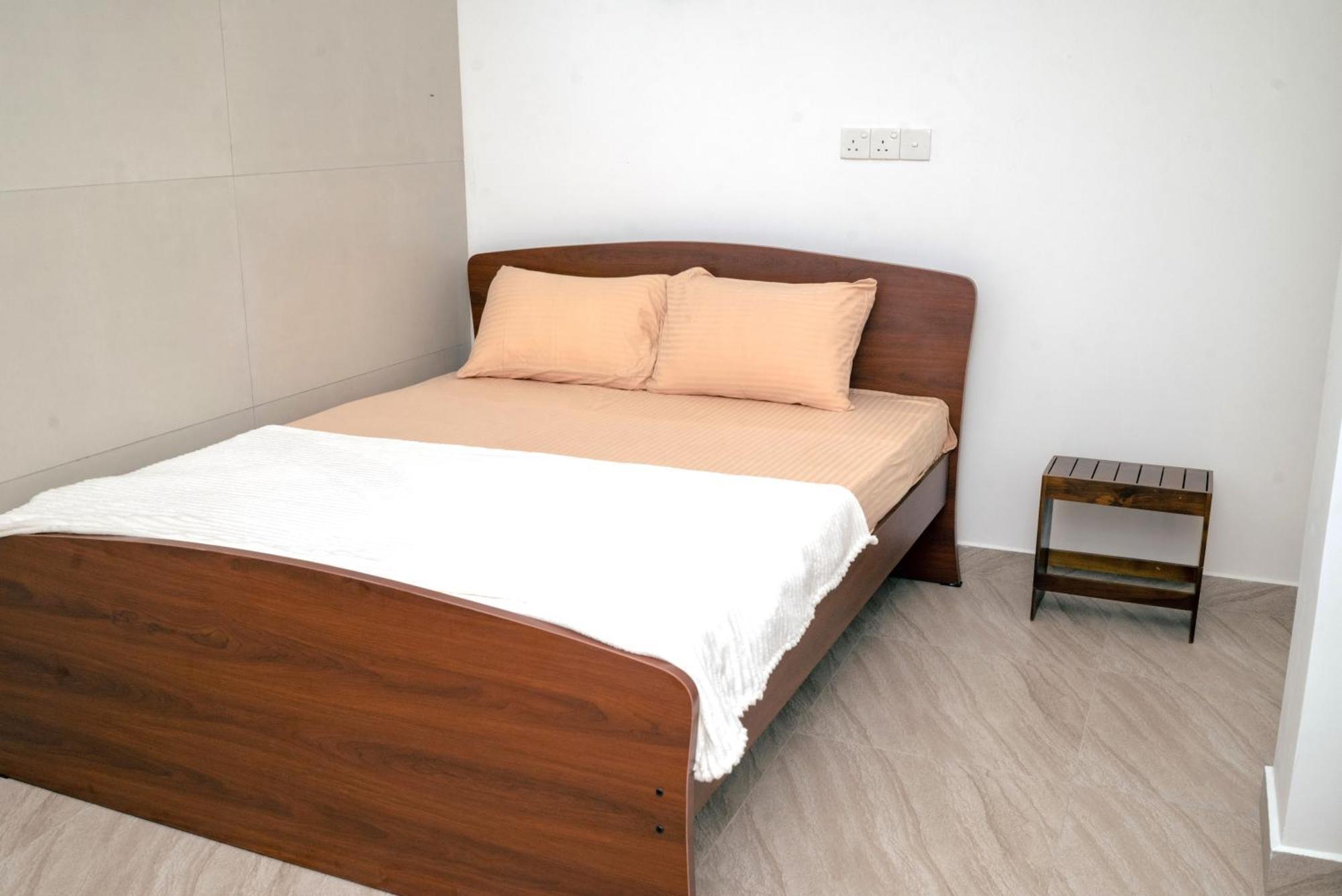 Nnr Wattala Hotel Exterior foto